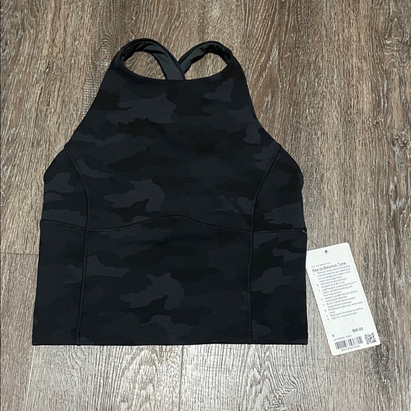 NWOT Lululemon matching Set. Size Top 6/Bottoms 4 - Picture 3 of 12